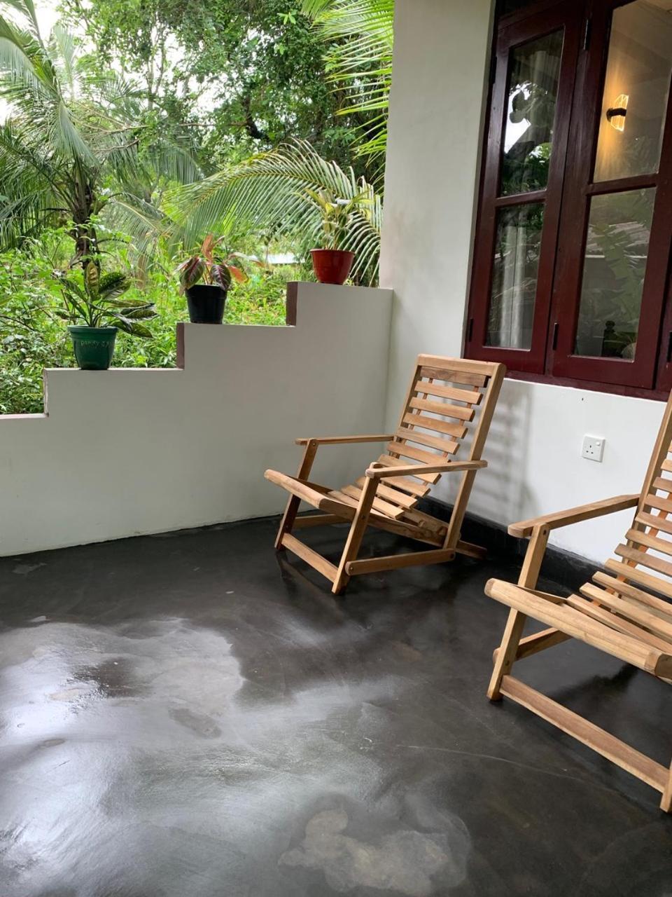Manju Homestay Sigiriya Bagian luar foto