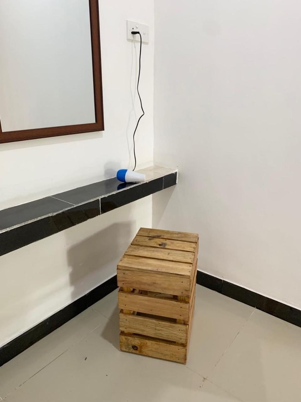 Manju Homestay Sigiriya Bagian luar foto