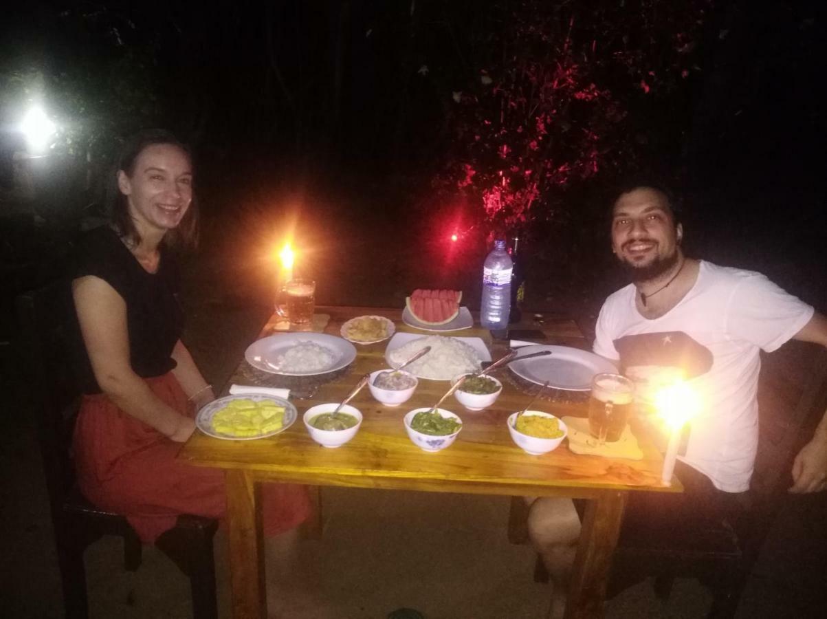 Manju Homestay Sigiriya Bagian luar foto