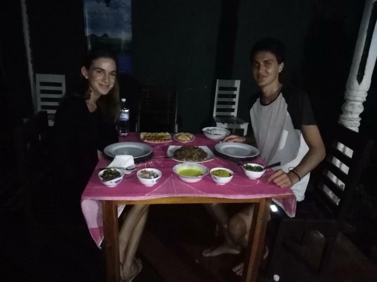 Manju Homestay Sigiriya Bagian luar foto